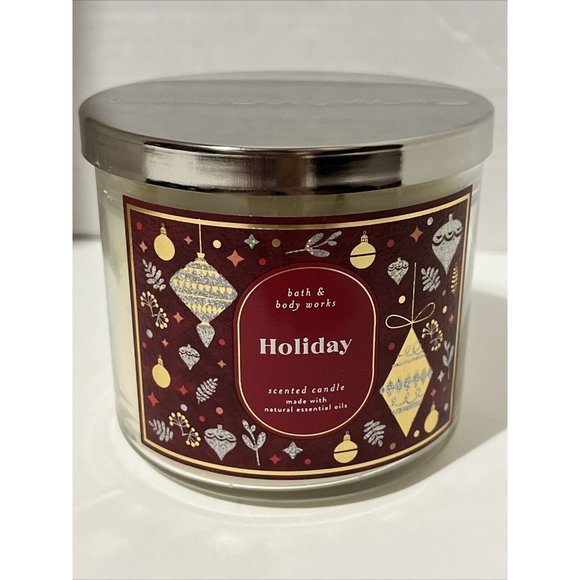 NEW Bath & Body Works HOLIDAY Scented Candle 3 Wick 14.5 oz Large Christmas - Picture 1 of 10